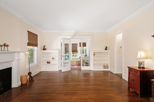 22 Islay St, Santa Barbara CA  93101-2423 exterior