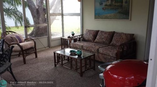 640 Degan Dr, Fort Pierce, FL 34983-2721