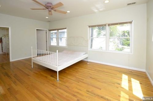 23 Hudson Ave, Ridgefield Park NJ  07660-1732 exterior