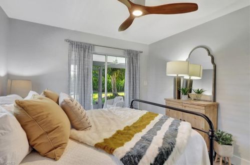 624 104th Ave, Naples FL  34108-3227 exterior