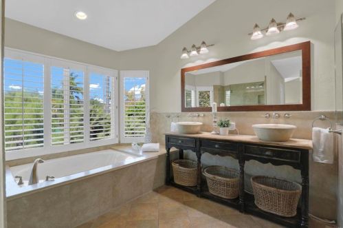 4914 Caminito Vista Lujo, San Diego CA 92130-2861 exterior