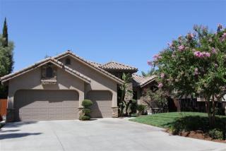 921 Buckingham Way, Fresno, CA 93704-4302