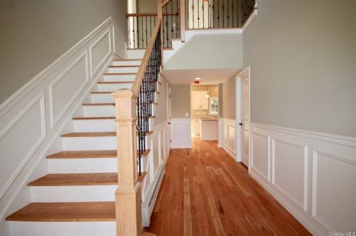 4 Highland Ave, Warwick, NY 10990-1805
