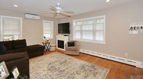 200 Rahway Ave, South Plainfield NJ  07080-3738 exterior