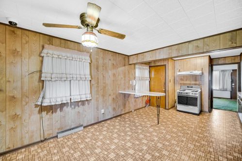 1029 175 St, Hammond IN 46324-3131 exterior