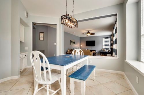 1900 Ring Teal Ln, Lewisville TX  75028-7291 exterior