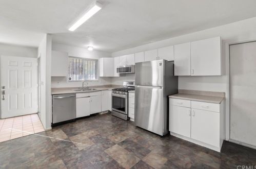 1193 Vine St, San Bernardino, CA 92411-2725