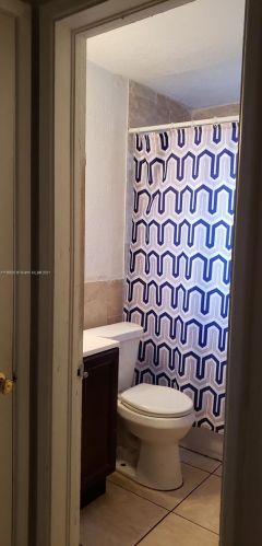 6801 21st St, Hollywood FL  33023-2711 exterior