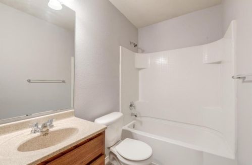 3032 Wakecrest Dr, Fort Worth TX  76108-6999 exterior