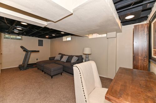 2841 81, Milwaukee WI 53222-4807 exterior