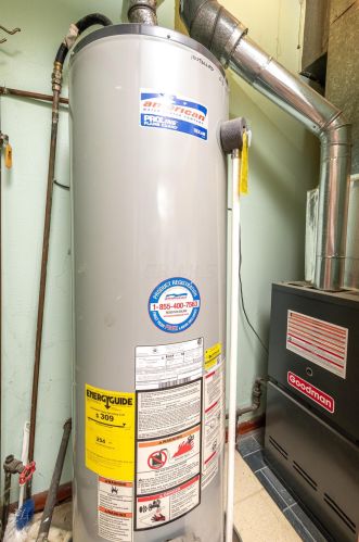 300 Stanley St, Bellefontaine OH  43311-2454 exterior