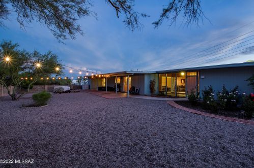 7780 La Canada Dr, Tucson AZ  85704-2003 exterior