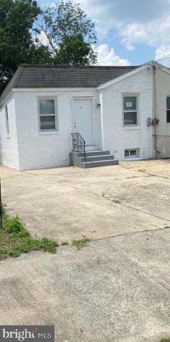 631 Beideman Ave, Camden NJ  08105-1544 exterior