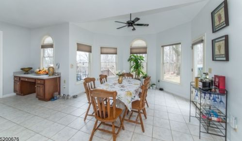 8 Jenny Ln, Wantage NJ  07461-4550 exterior