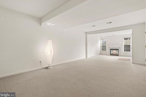 6975 Manahoac Pl, Gainesville VA  20155-1638 exterior