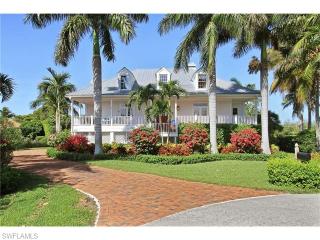 1444 Causey Ct, Sanibel, FL 33957-3641