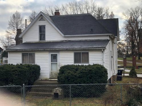 685 Fife Ave, Wilmington, OH 45177-2422