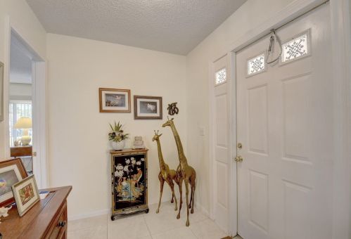 5136 Mirror Lk Blvd, Boynton Beach FL  33472-1211 exterior