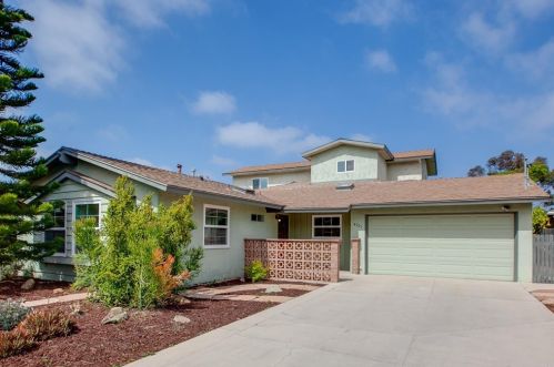 4223 Quapaw Ave, San Diego, CA 92117-4526