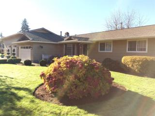 3520 Yolanda Ave, Springfield OR  97477-1854 exterior