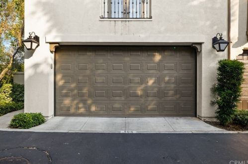 105 Mission, Irvine CA  92620-3420 exterior