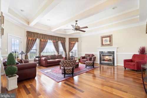 15840 Parnell Ct, Haymarket VA  20169-1667 exterior