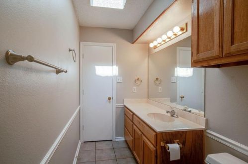 1913 Lee Dr, Denton TX  76209-4789 exterior