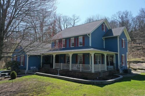 8 Conklin Rd, Warwick, NY 10990-3911