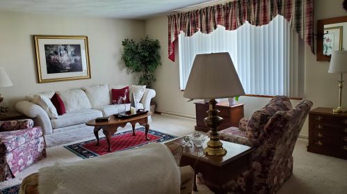 5230 Ridgewood Rd, Springfield, OH 45503-5711