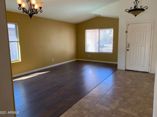 925 Shari St, San Tan Valley, AZ 85140-5829