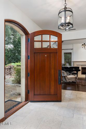 1925 Tondolea Ln, La Canada CA  91011-1551 exterior
