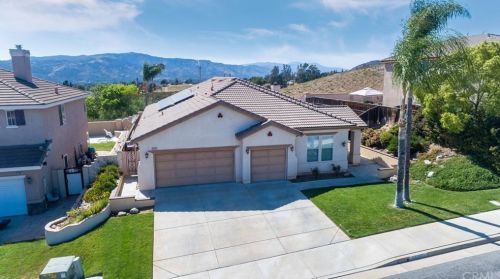 35293 El Diamante Dr, Wildomar, CA 92595-7860
