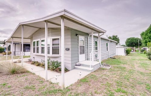 1611 Foxway Dr, Lakeland FL  33810-3017 exterior