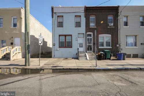 2004 Broadway, Camden, NJ 08104-2108