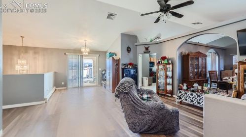 971 Los Charros Dr, Pueblo CO 81007-6168 exterior