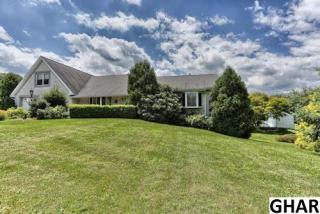 1585 Back Rd, Powells Vly, PA 17032-9640