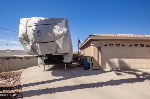 3155 Choctaw Dr, Lake Havasu City, AZ 86406-7140
