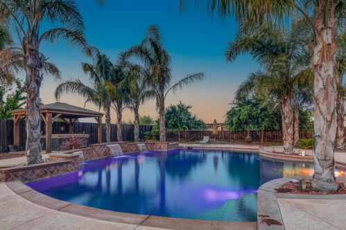 7690 Elwyn Ave, Elverta, CA 95626-9205
