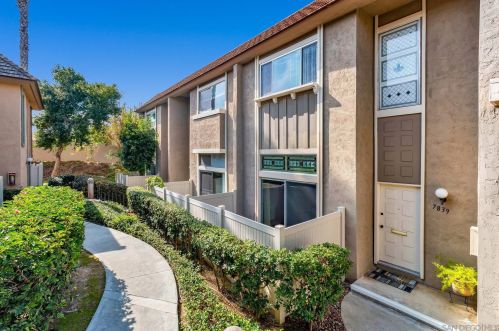 7839 Hummingbird Ln, San Diego, CA 92123-2719