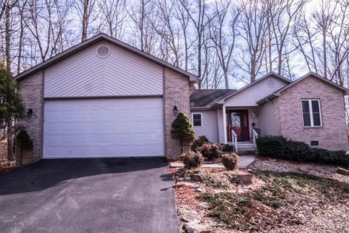 167 Anglewood Dr, Crossville, TN 38558-4011