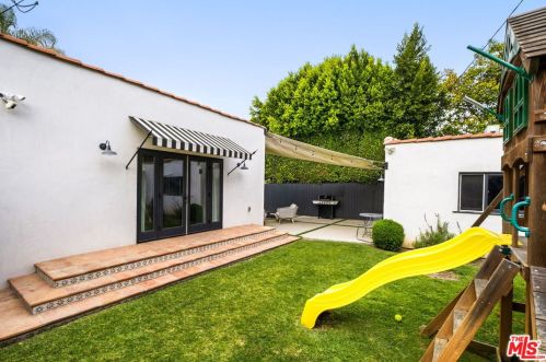 12212 Hillslope St, North Hollywood CA  91604-3603 exterior