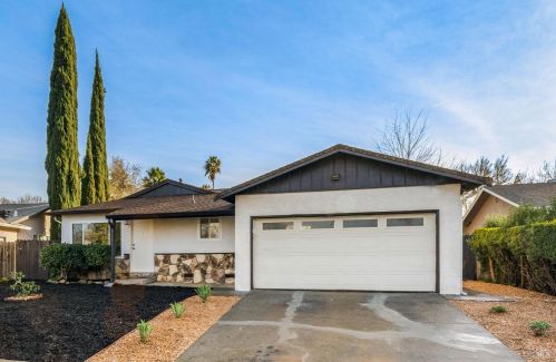 1930 Forest Ln, Vacaville CA  95687-6115 exterior