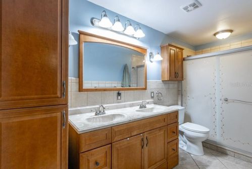 707 Shore Dr, Oldsmar FL  34677-4305 exterior