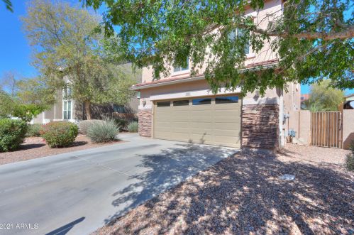204 Pacific Dr, Casa Grande, AZ 85122-4974