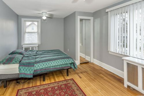 86-15 262nd St, Floral Park NY  11004-1344 exterior