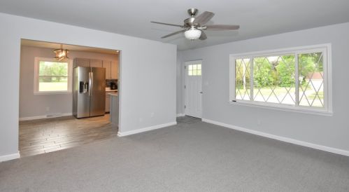 3942 Troy Ave, Milwaukee, WI 53235-4826