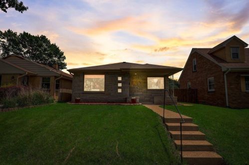 4272 72nd St, Milwaukee WI  53216-1038 exterior