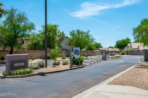 16036 11th Ave, Phoenix AZ 85023-8209 exterior