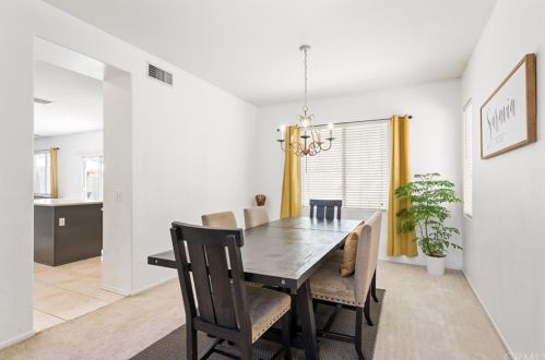 12607 Orangeblossom Ln, Riverside CA  92503-7059 exterior