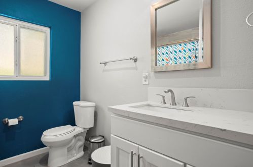 7990 Windsor Dr, La Mesa CA  91941-7808 exterior